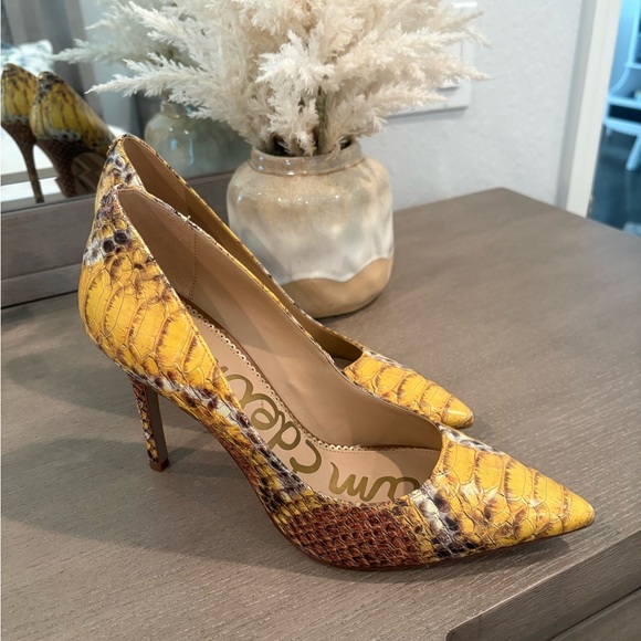 Sam Edelman Yellow Snakeskin Heels - Picture 1 of 4